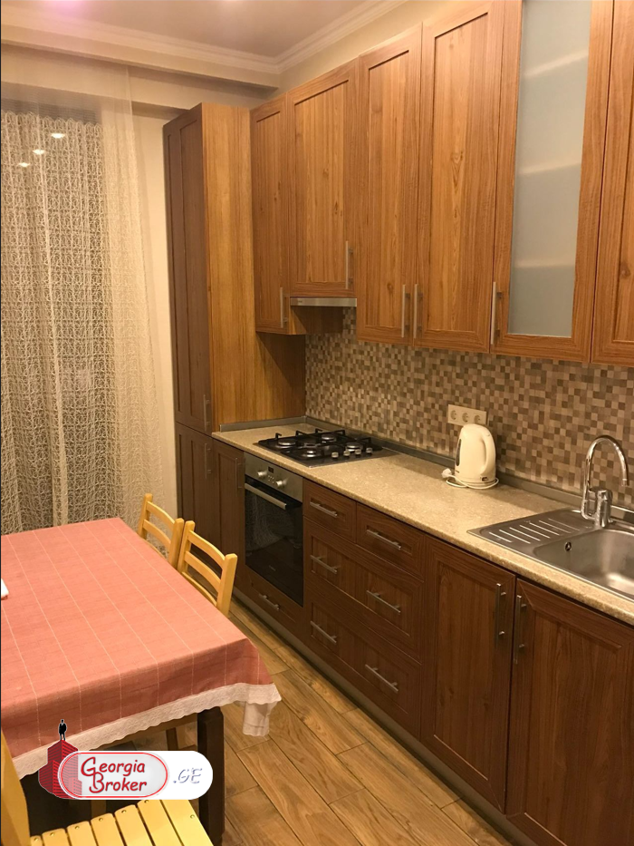 nearly repaired 3-room apartment for sale