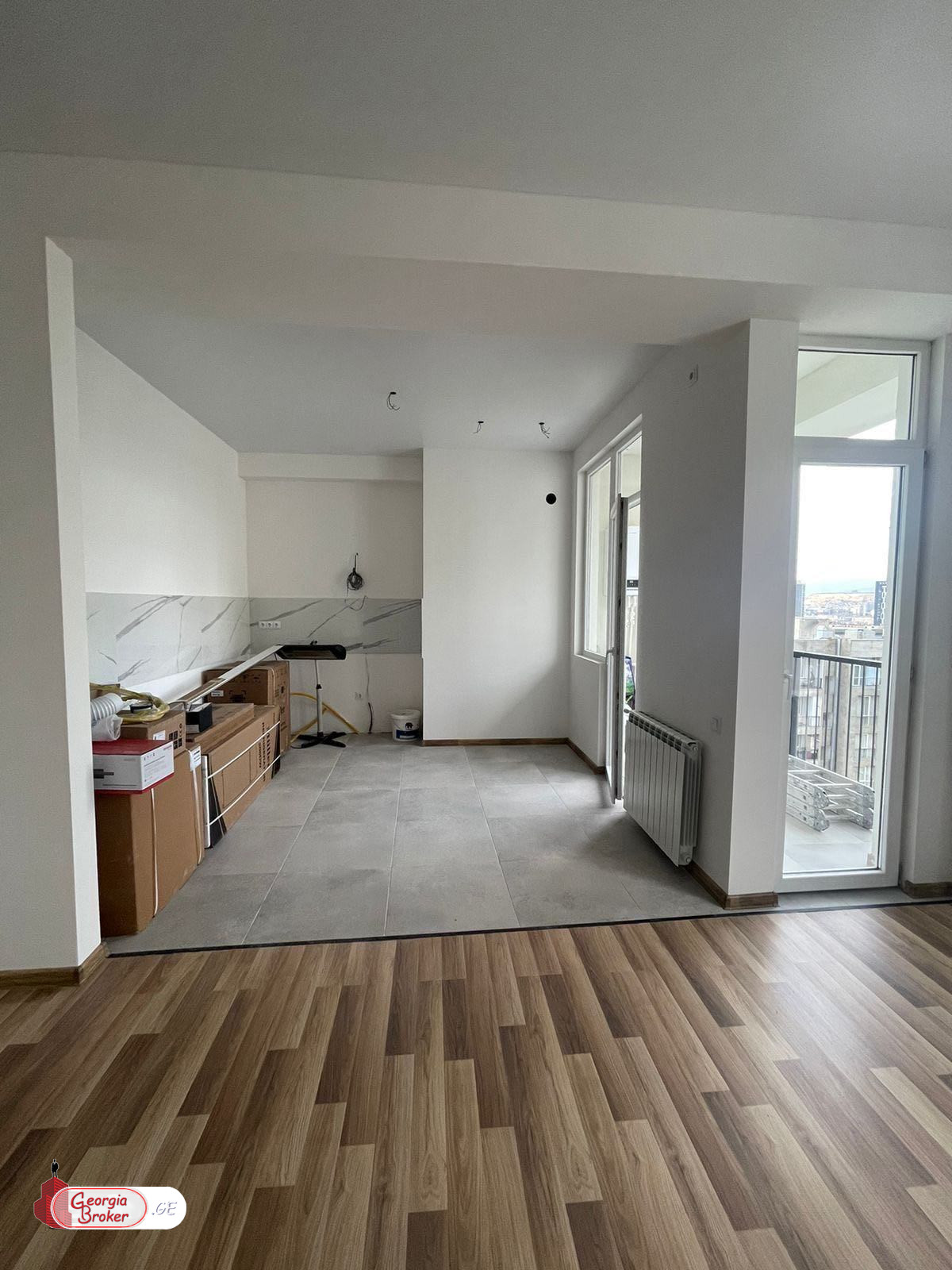 nearly repaired 3-room apartment for sale