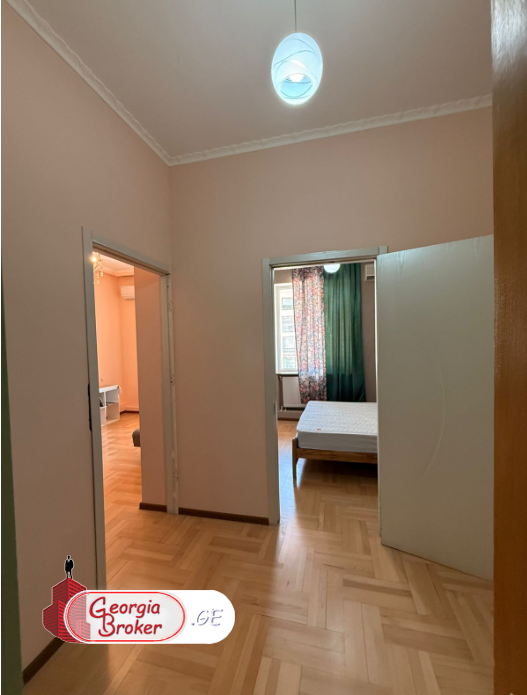 იყიდება  გარემონტებული საოფისე ფართი 160კვ.მ