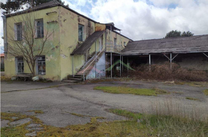 იყიდება არა სასოფლო მიწის ნაკვეთი გორი(ყოფილი ღვინის ქარხანა)