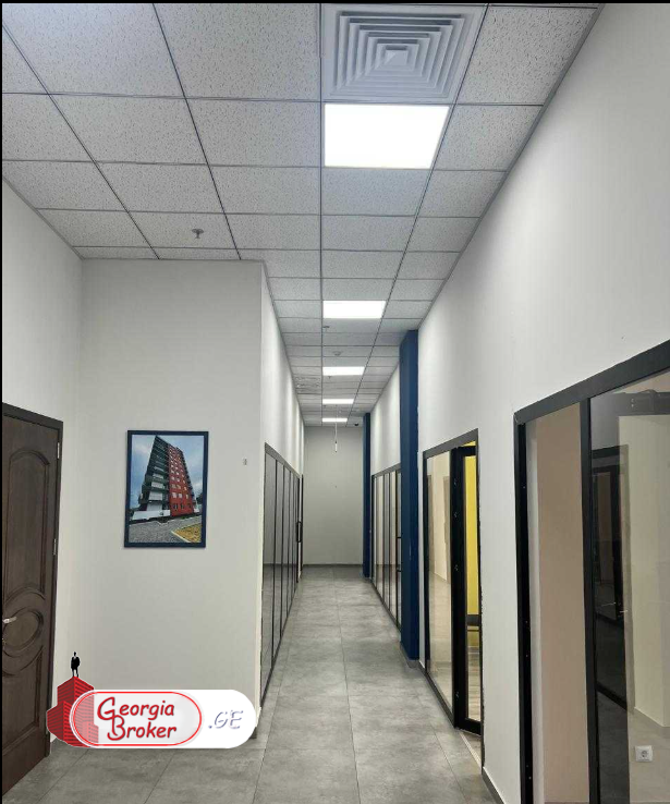 продается универсальное помещение с новым ремонтом