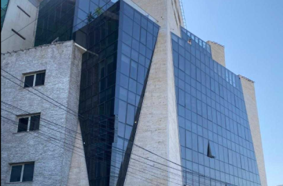 продается офис с новым ремонтом