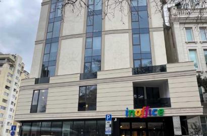 იყიდება ახალი გარემონტებული საოფისე ფართი