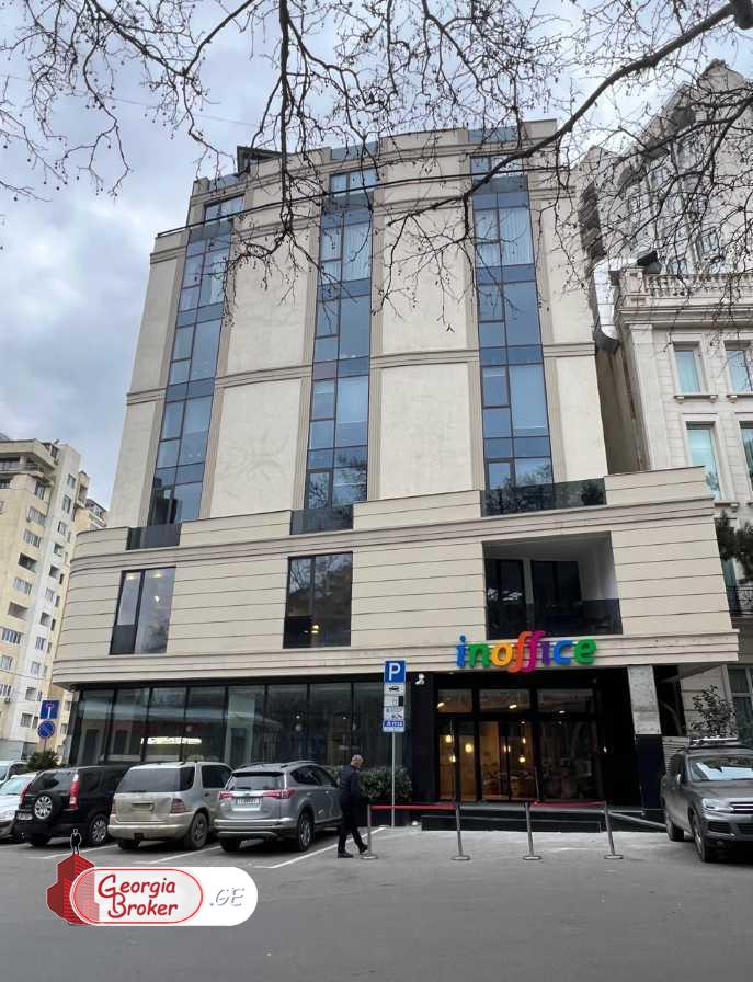 продается офис с новым ремонтом