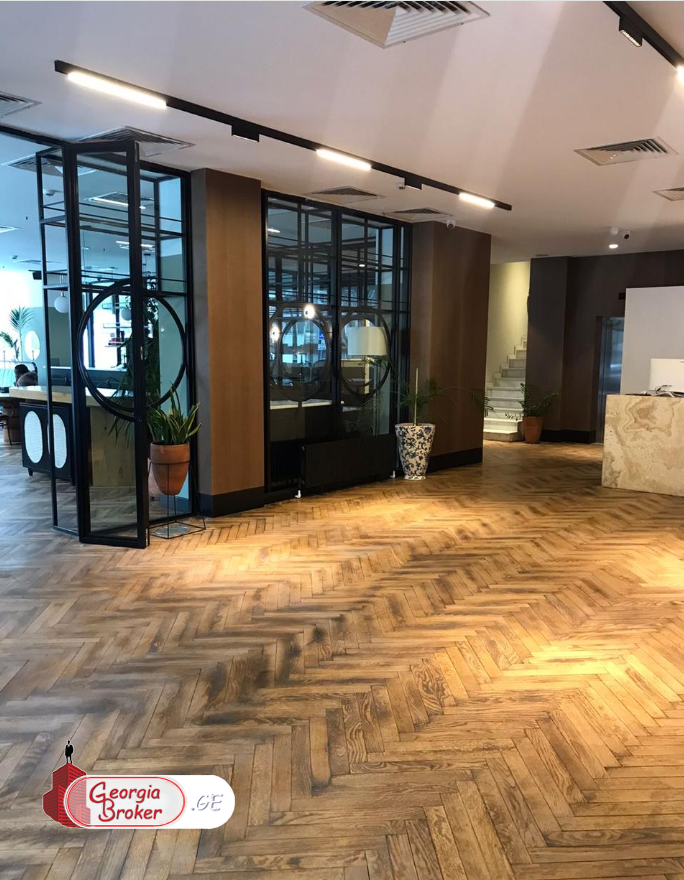 продается офис с новым ремонтом