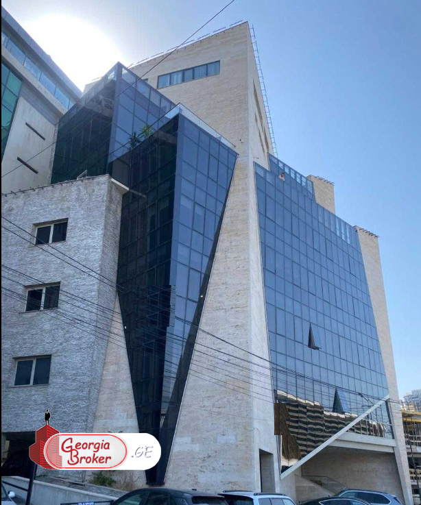 იყიდება ახალი გარემონტებული  8 სართულიანი უნივერსალური შენობა საბურთალოზე