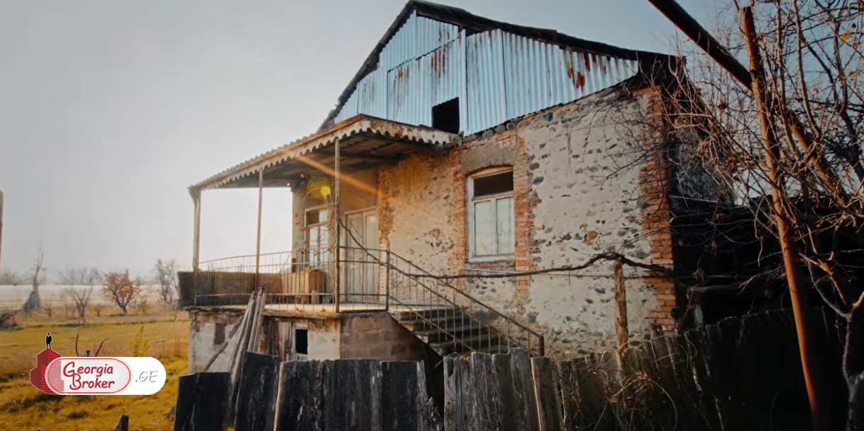 იყიდება სამეურნეო მიწის ნაკვეთი