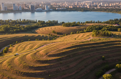 იყიდება  41 ჰა სამეურნეო მიწის ნაკვეთი თბილისში