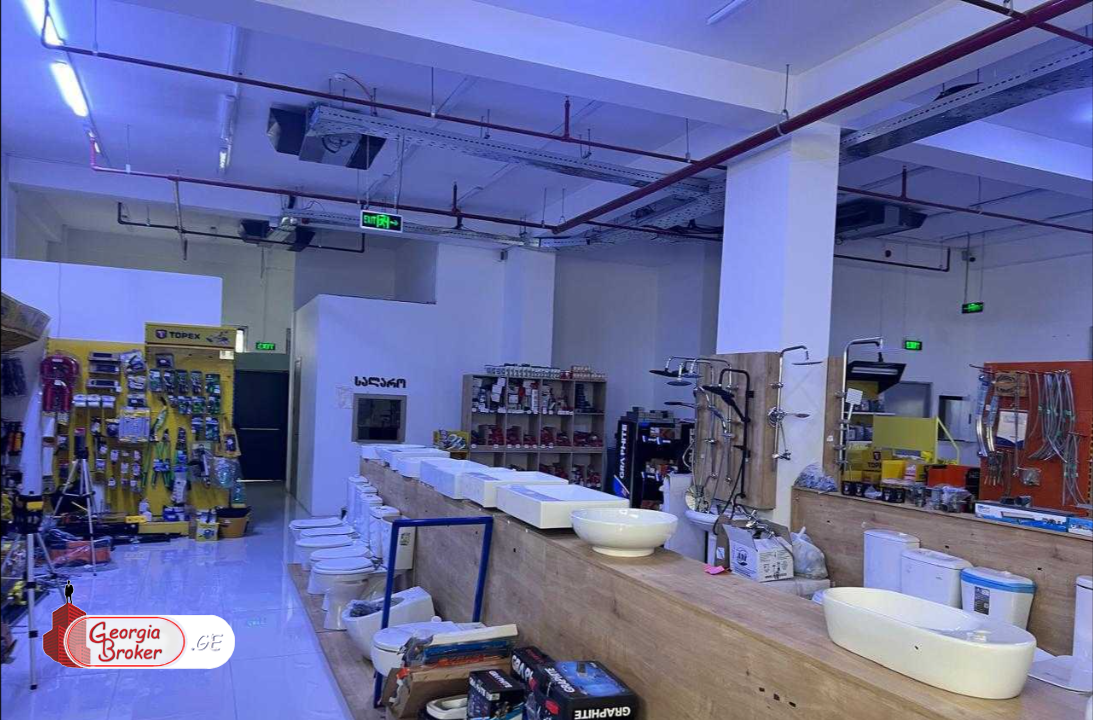 продается универсальное помещение с новым ремонтом