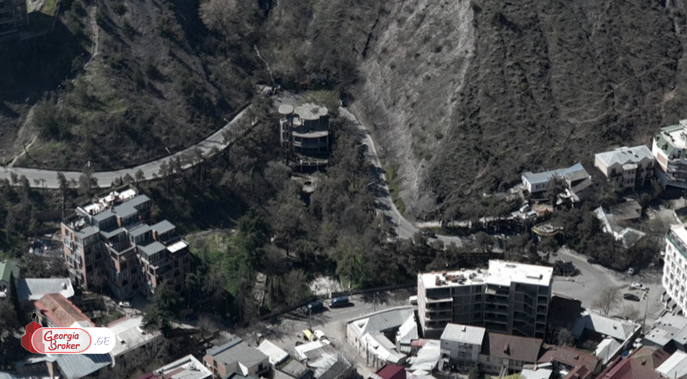 იყიდება არა სასოფლო მიწის ნაკვეთი მთაწმინდაზე