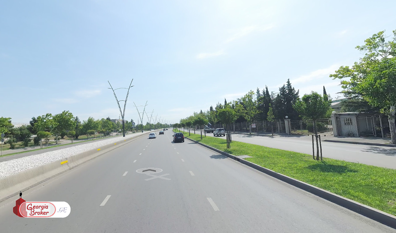 იყიდება არა სასოფლო მიწის ნაკვეთი 32028კვ.მ კახეთის გზატკეცილიდან 800მ-ში