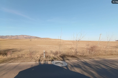 იყიდება  2 ჰა სამეურნეო მიწის ნაკვეთი