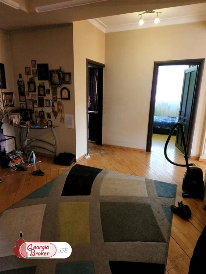 nearly repaired 5-room apartment for sale