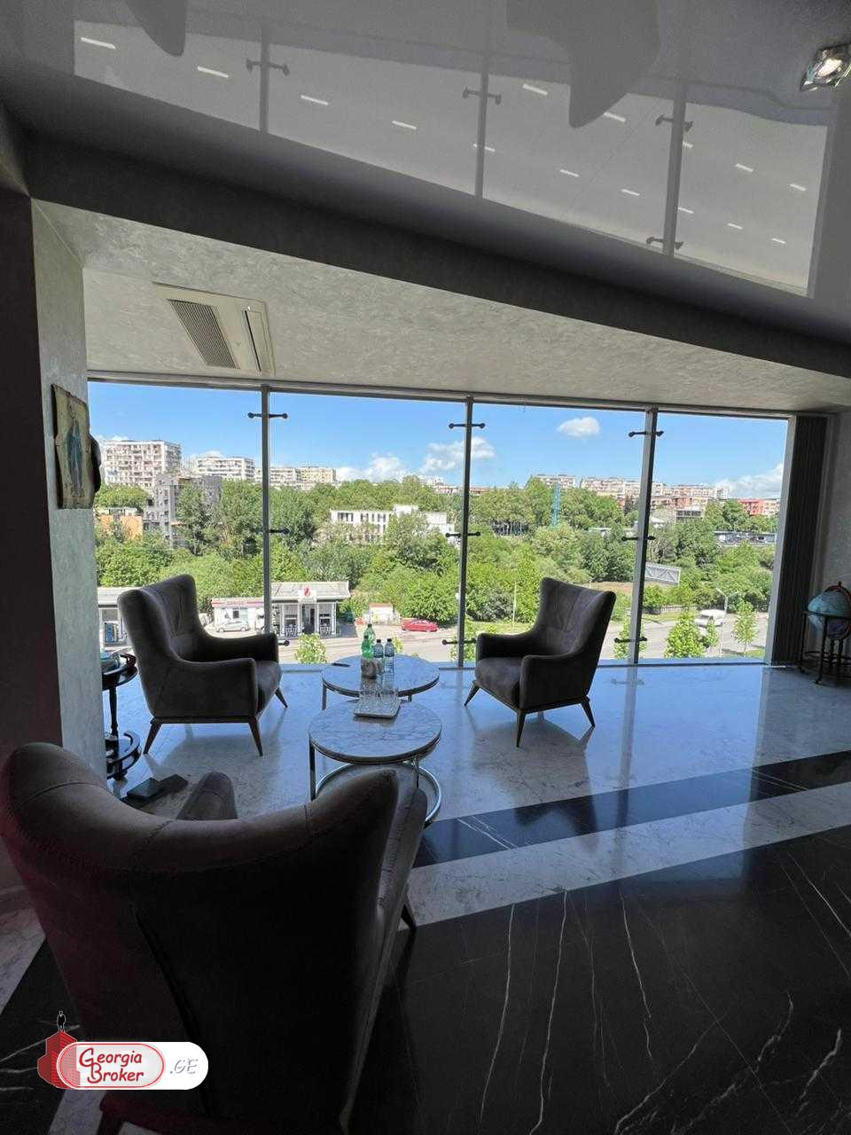 в аренду офис с новым ремонтом