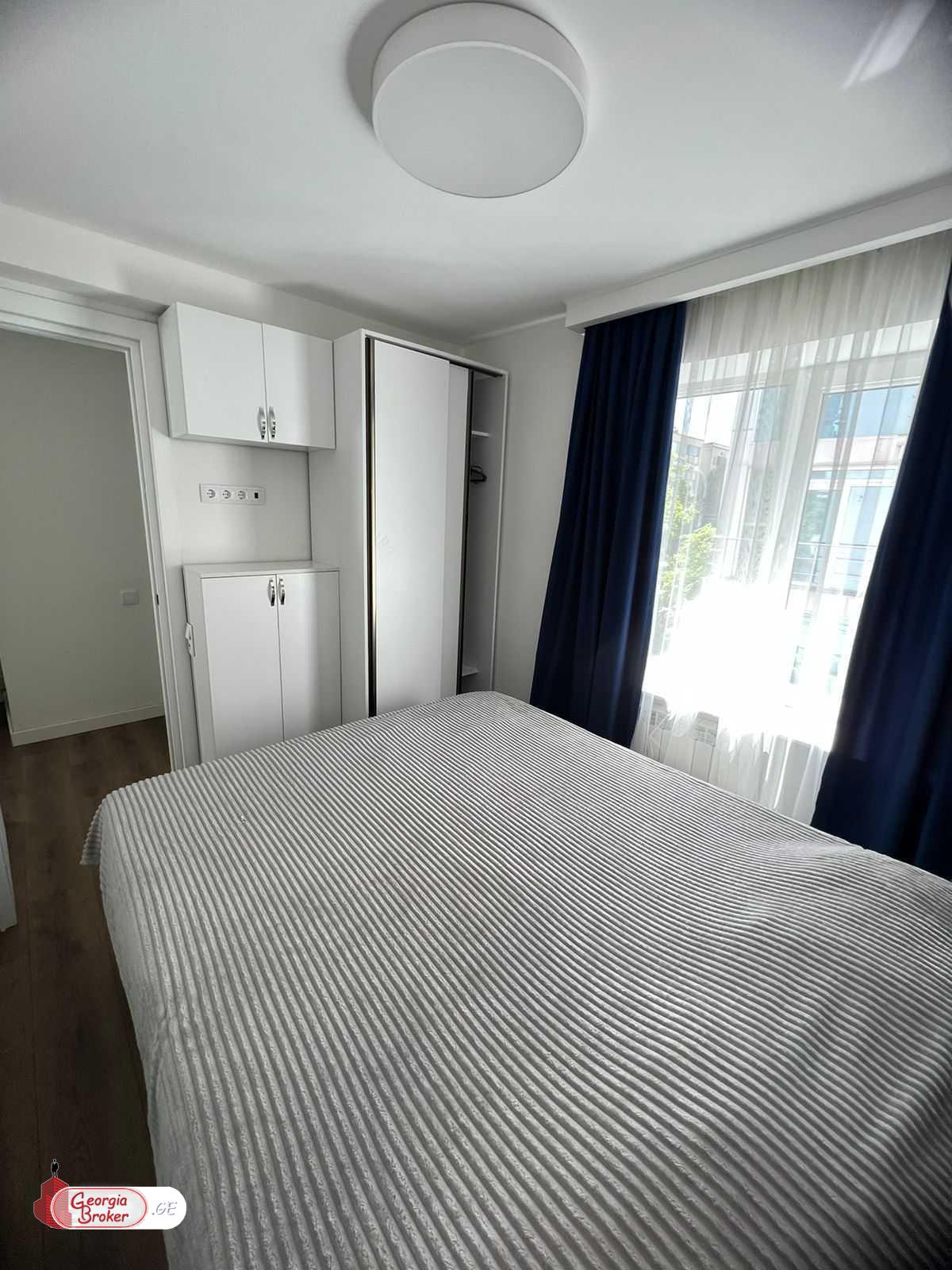 в аренду квартира с новым ремонтом 2-комнаты