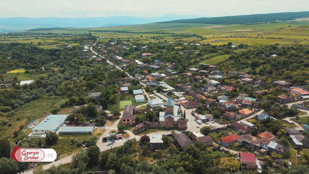 nearly repaired 4-room house for sale