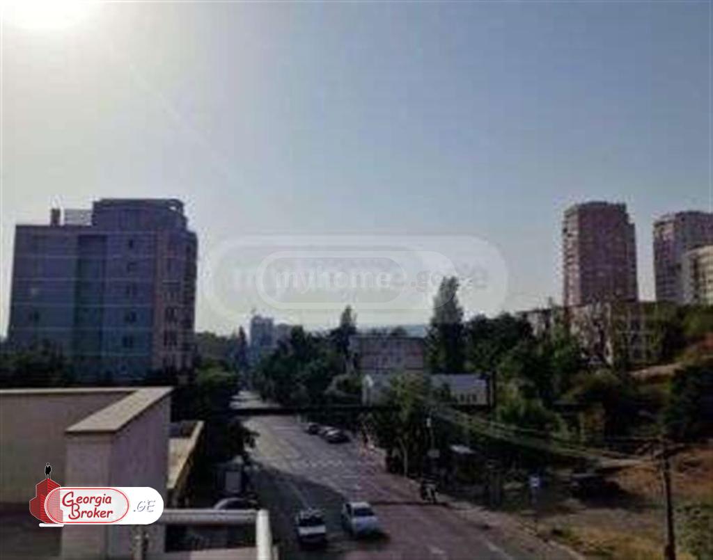 იყიდება ახალი გარემონტებული საოფისე ფართი