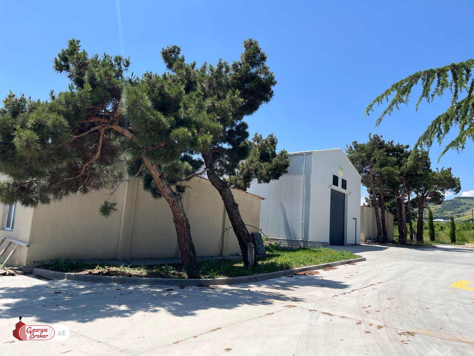 nearly repaired warehouse space for rent