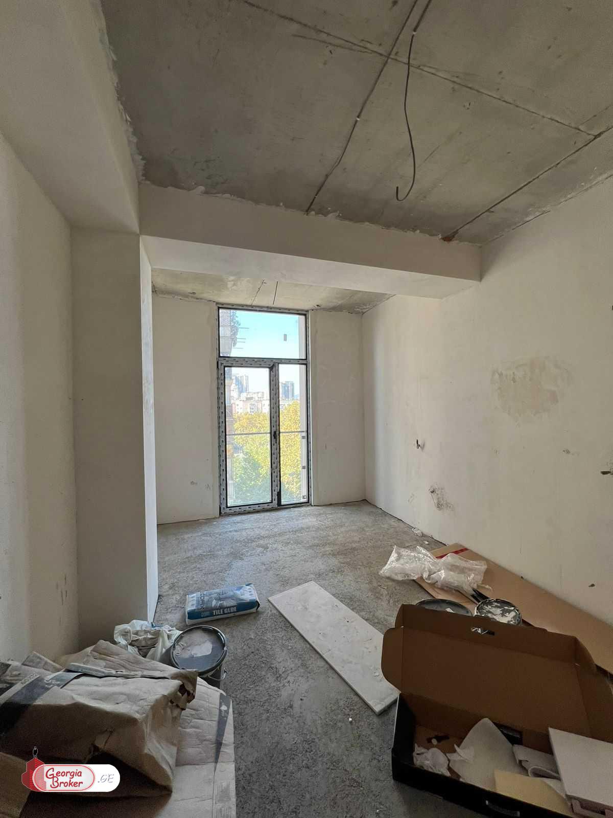 nearly repaired 3-room apartment for sale