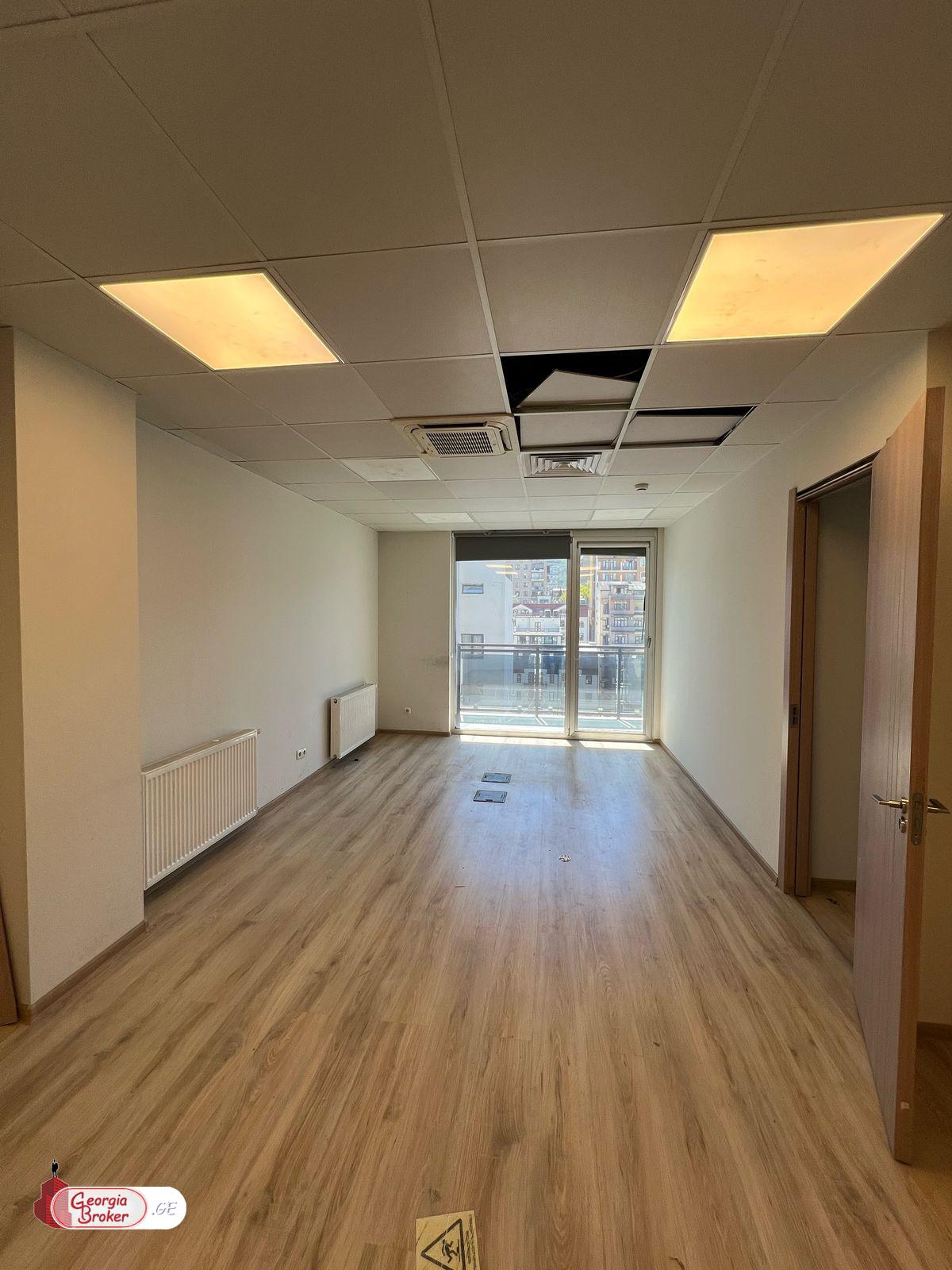 nearly repaired 7-room apartment for sale