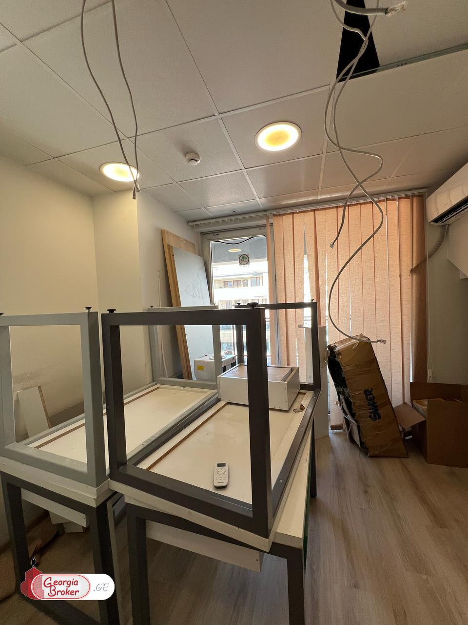 nearly repaired 7-room apartment for sale