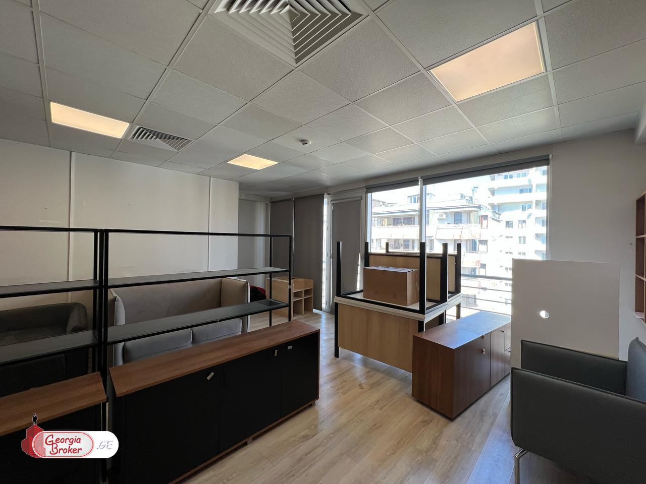 nearly repaired 7-room apartment for sale