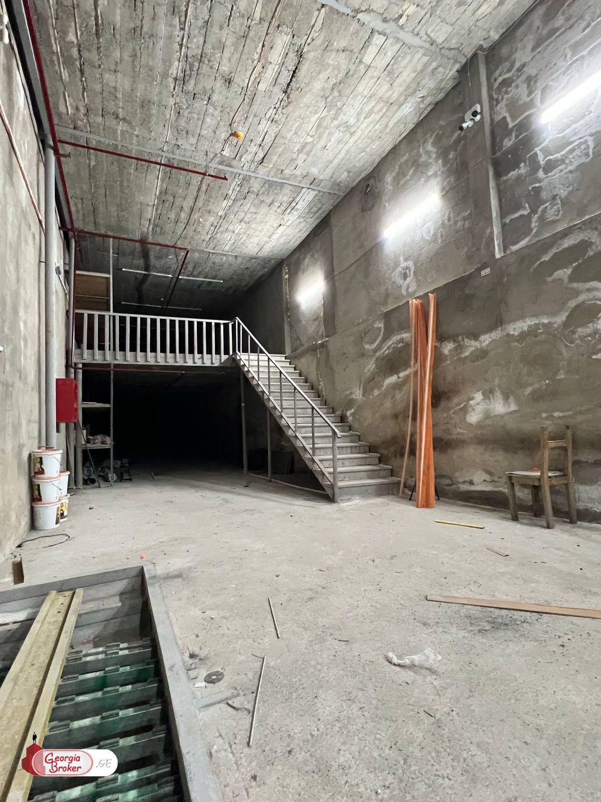 nearly repaired universal space for rent