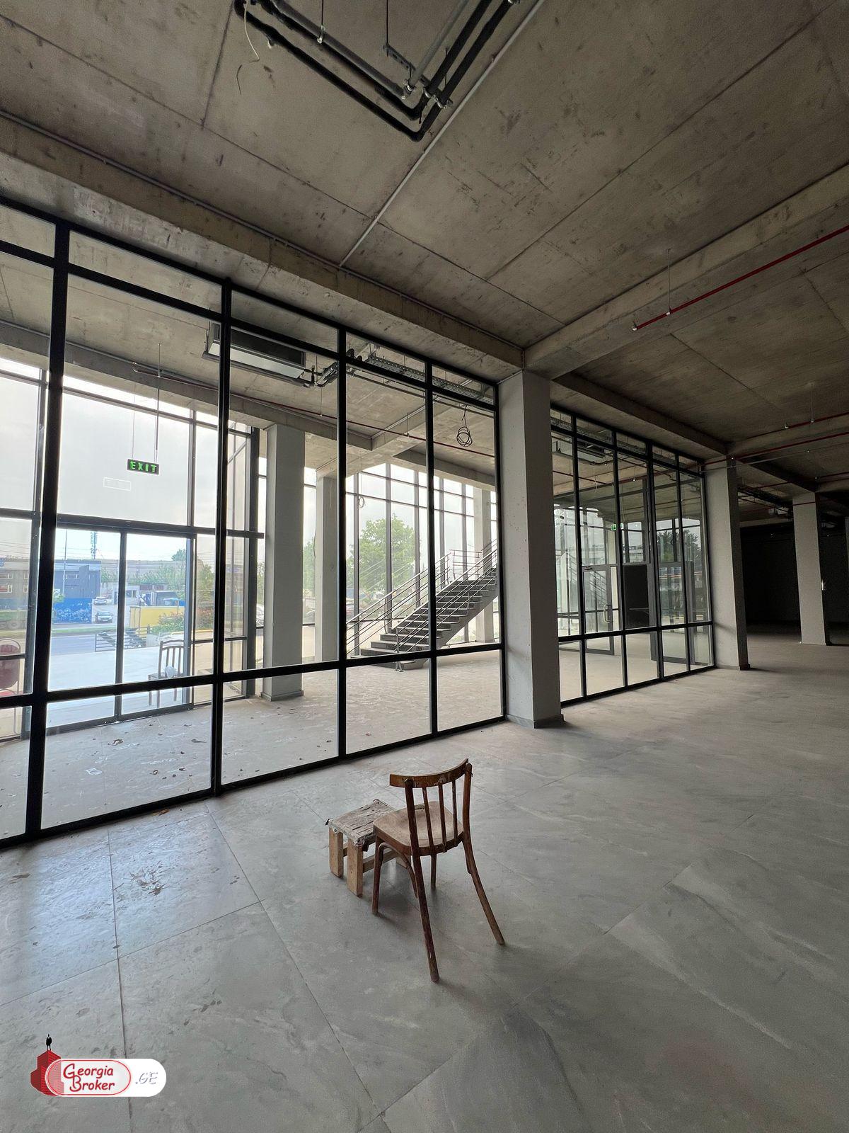 nearly repaired universal space for rent