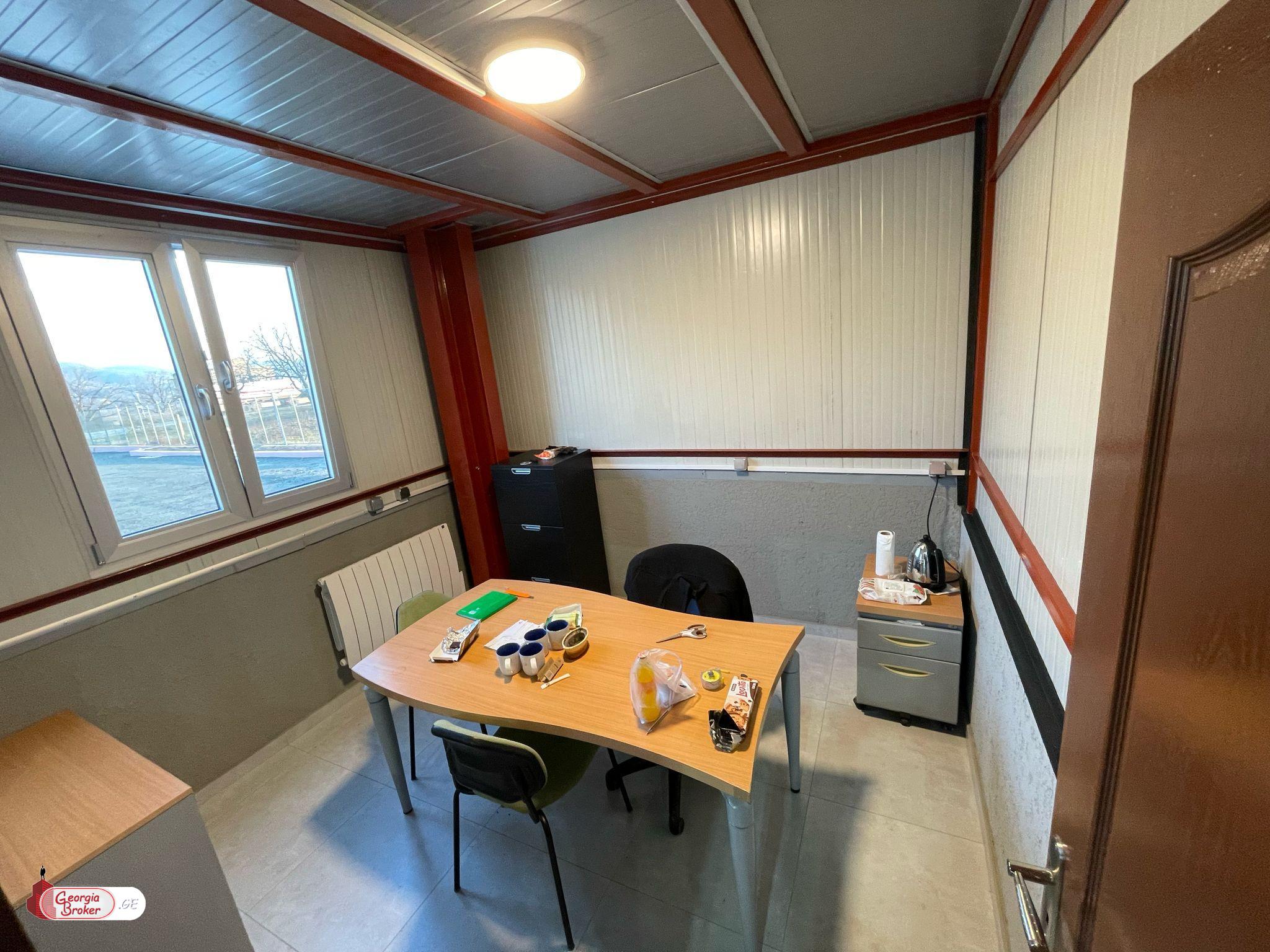 ქირავდება ახალი გარემონტებული საოფისე ფართი