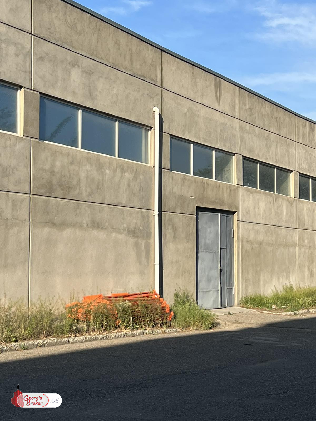 nearly repaired warehouse space for rent