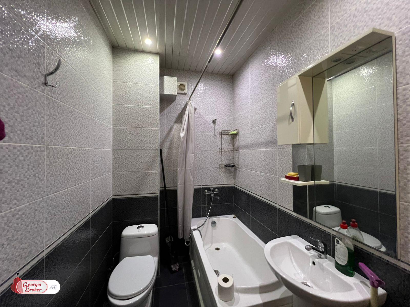 продается квартира с новым ремонтом 2-комнаты