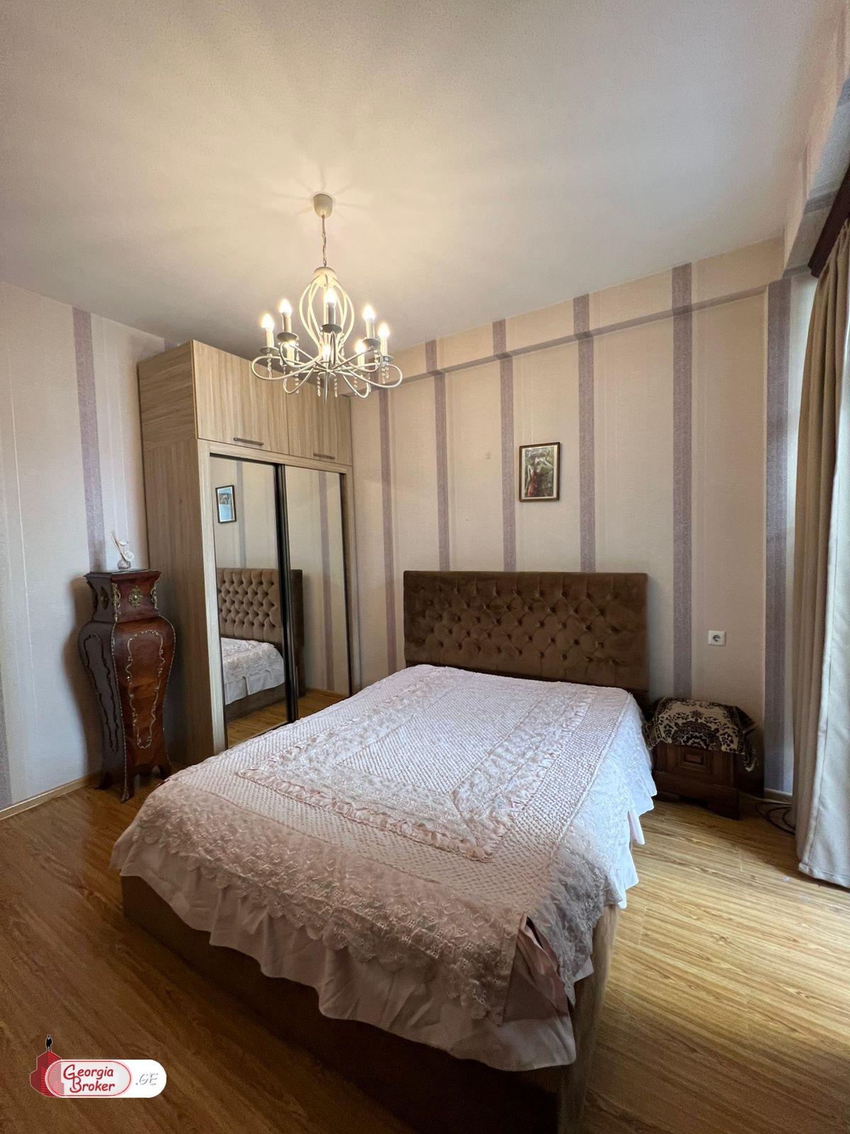 продается квартира с новым ремонтом 2-комнаты