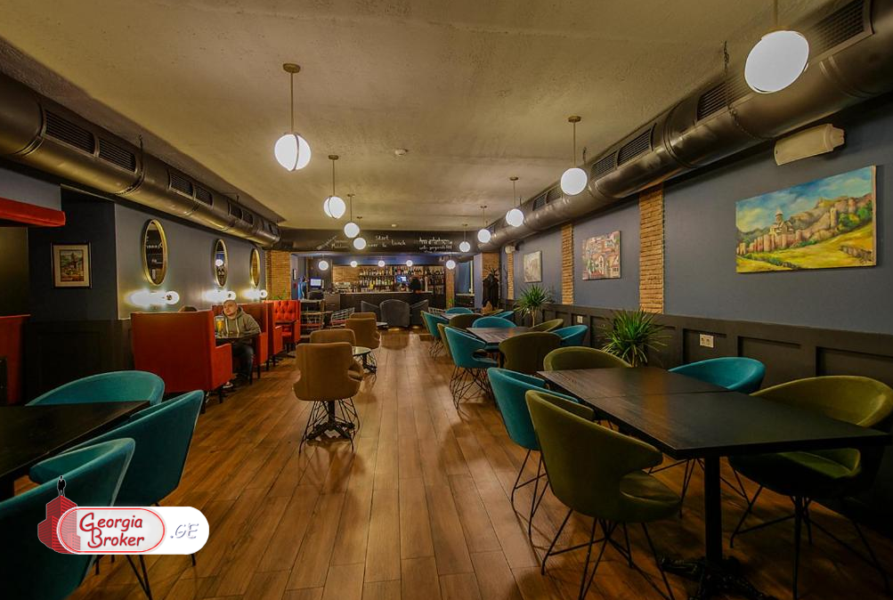 nearly repaired 11-room hotel for sale