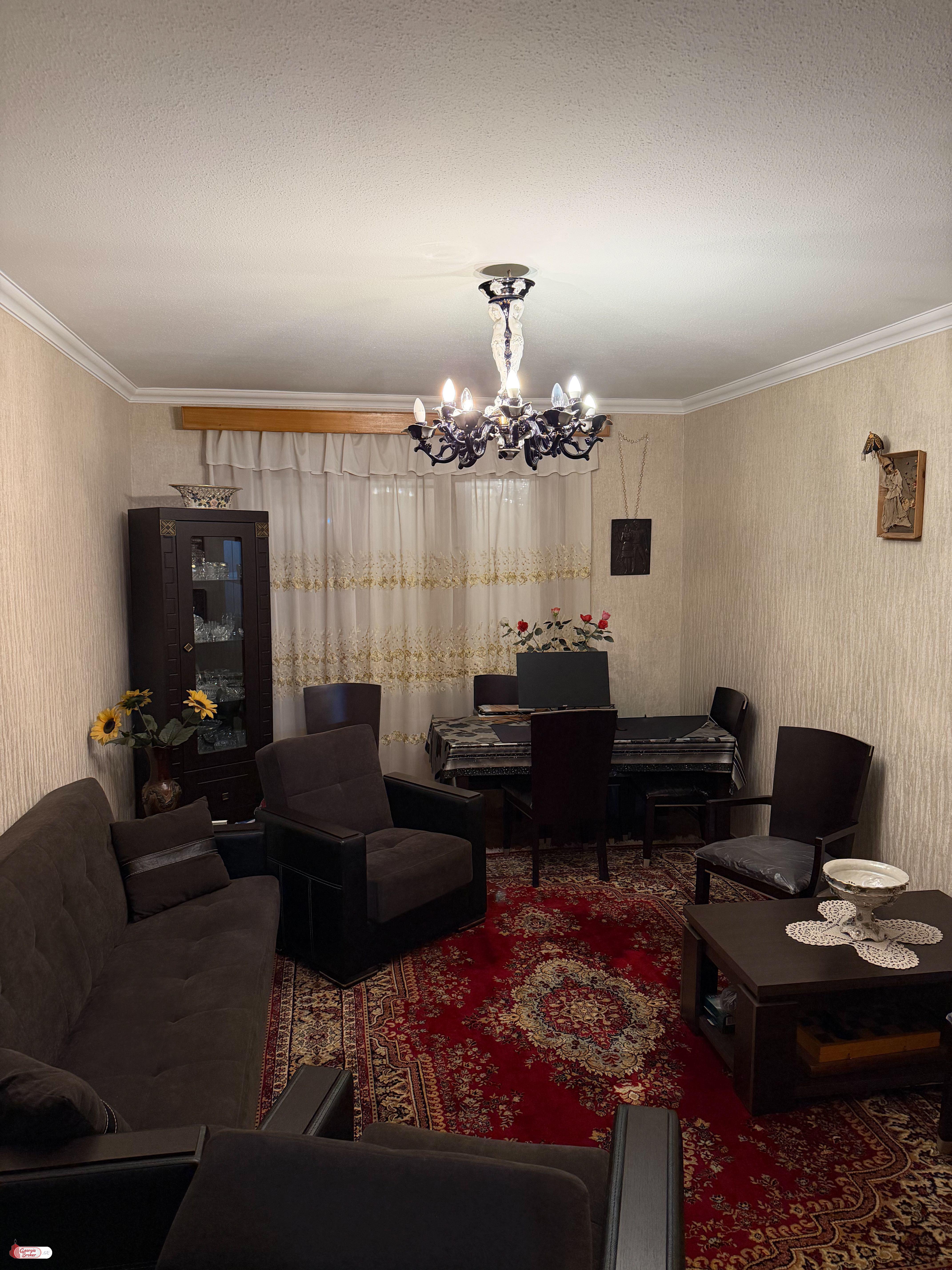 nearly repaired 3-room apartment for sale