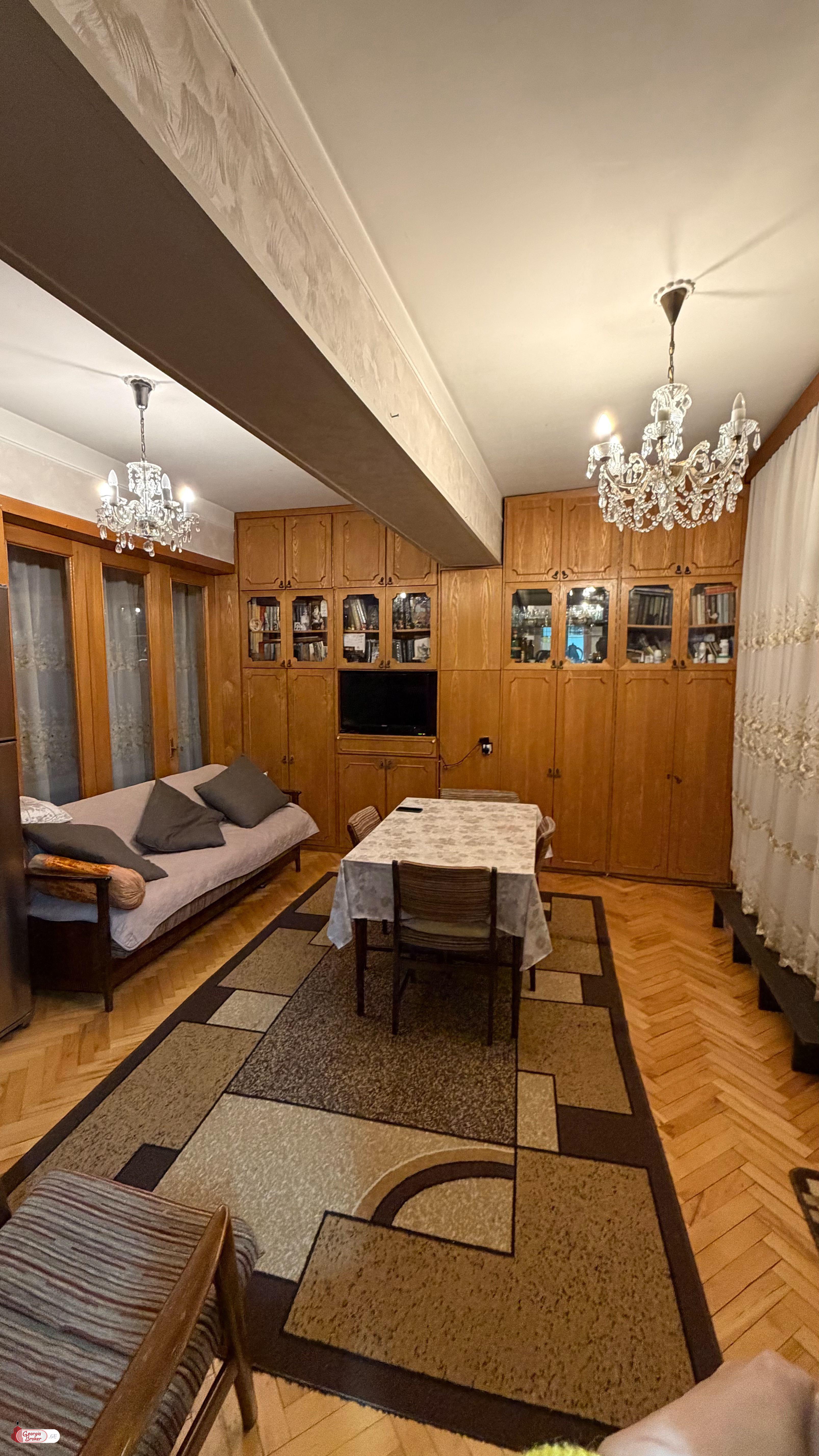 nearly repaired 3-room apartment for sale