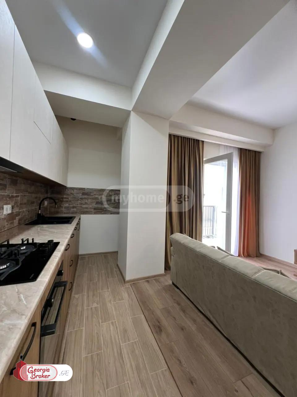 nearly repaired 2-room apartment for rent