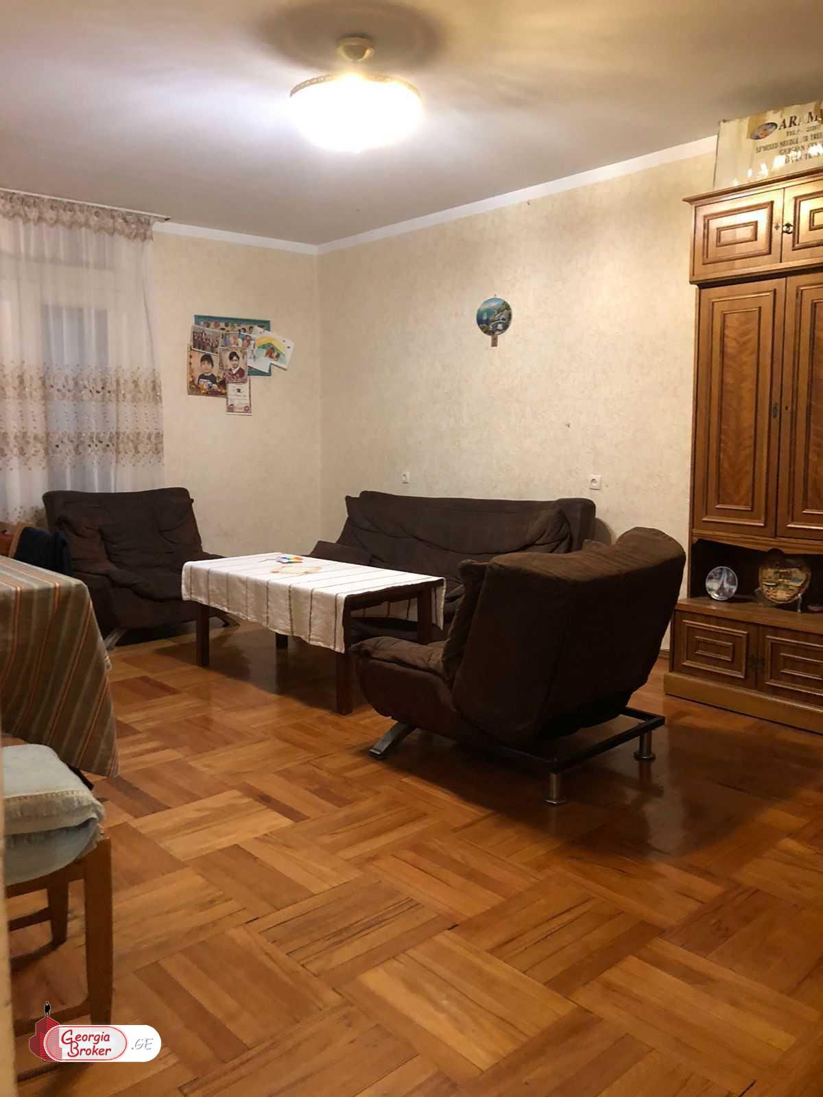 продается квартира с новым ремонтом 2-комнаты