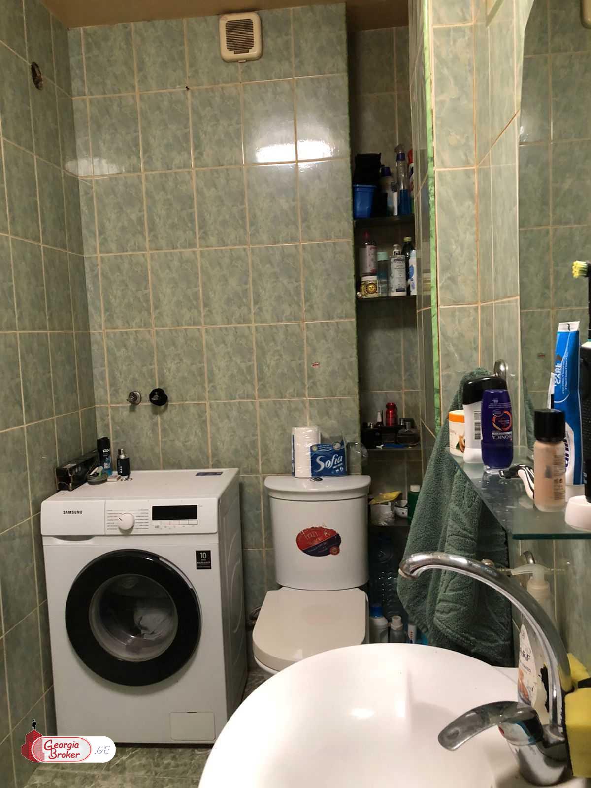 продается квартира с новым ремонтом 2-комнаты