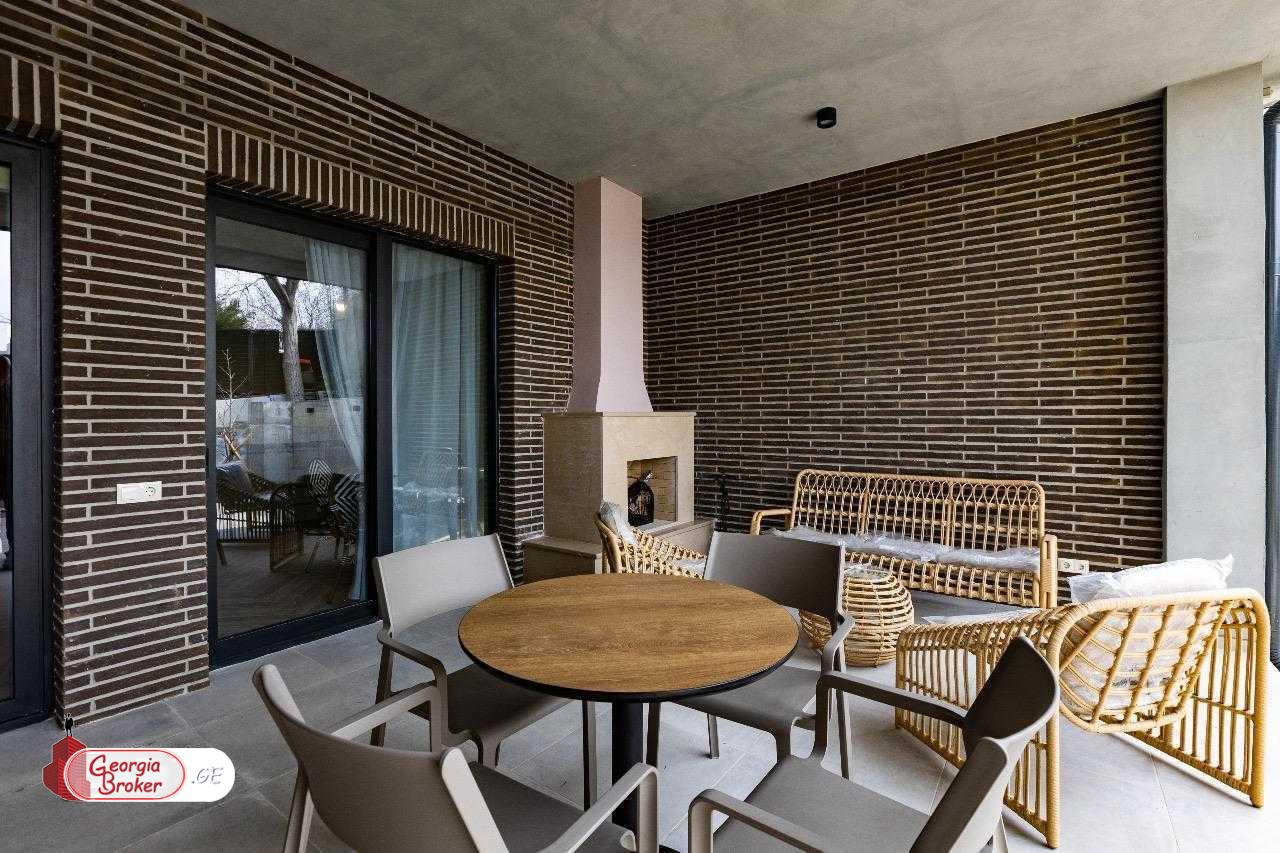 в аренду дом с новым ремонтом 6-комнат