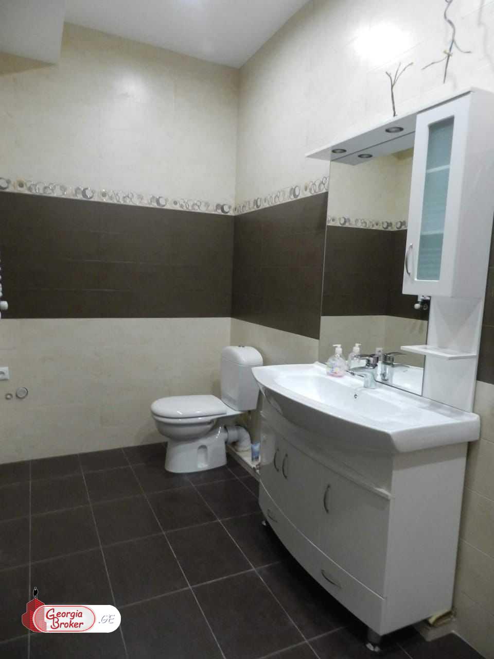 ქირავდება ახალი გარემონტებული 2 ოთახიანი ბინა