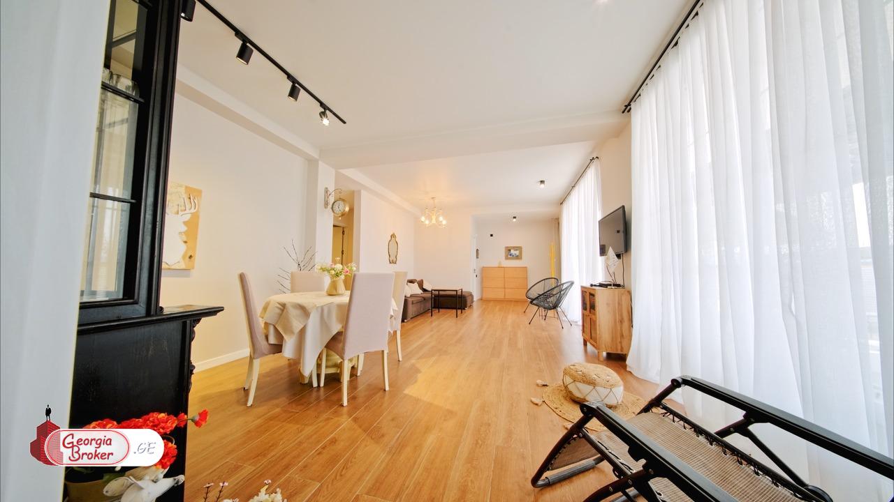 nearly repaired 5-room house for sale