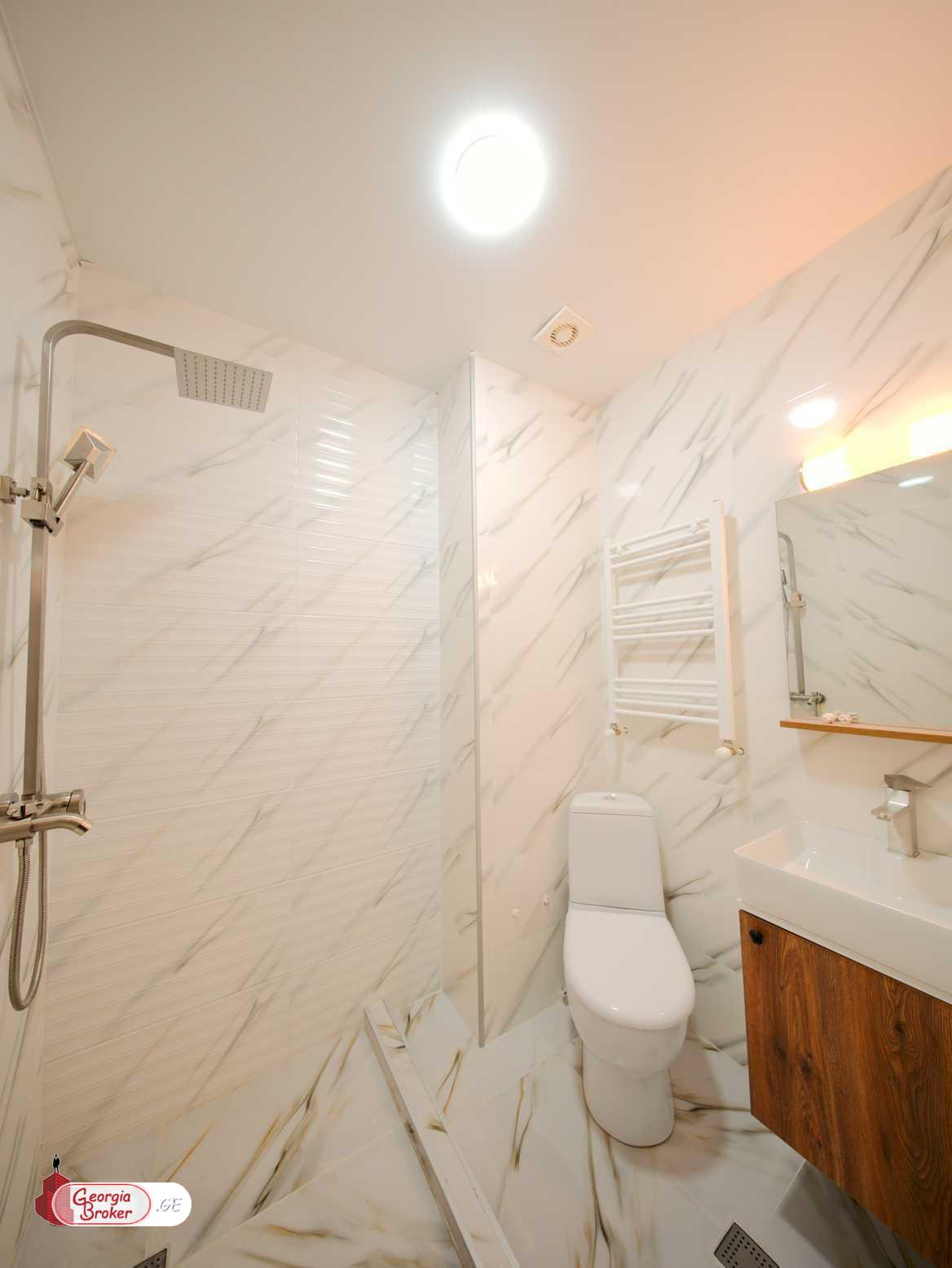 იყიდება ახალი გარემონტებული 3 ოთახიანი ბინა