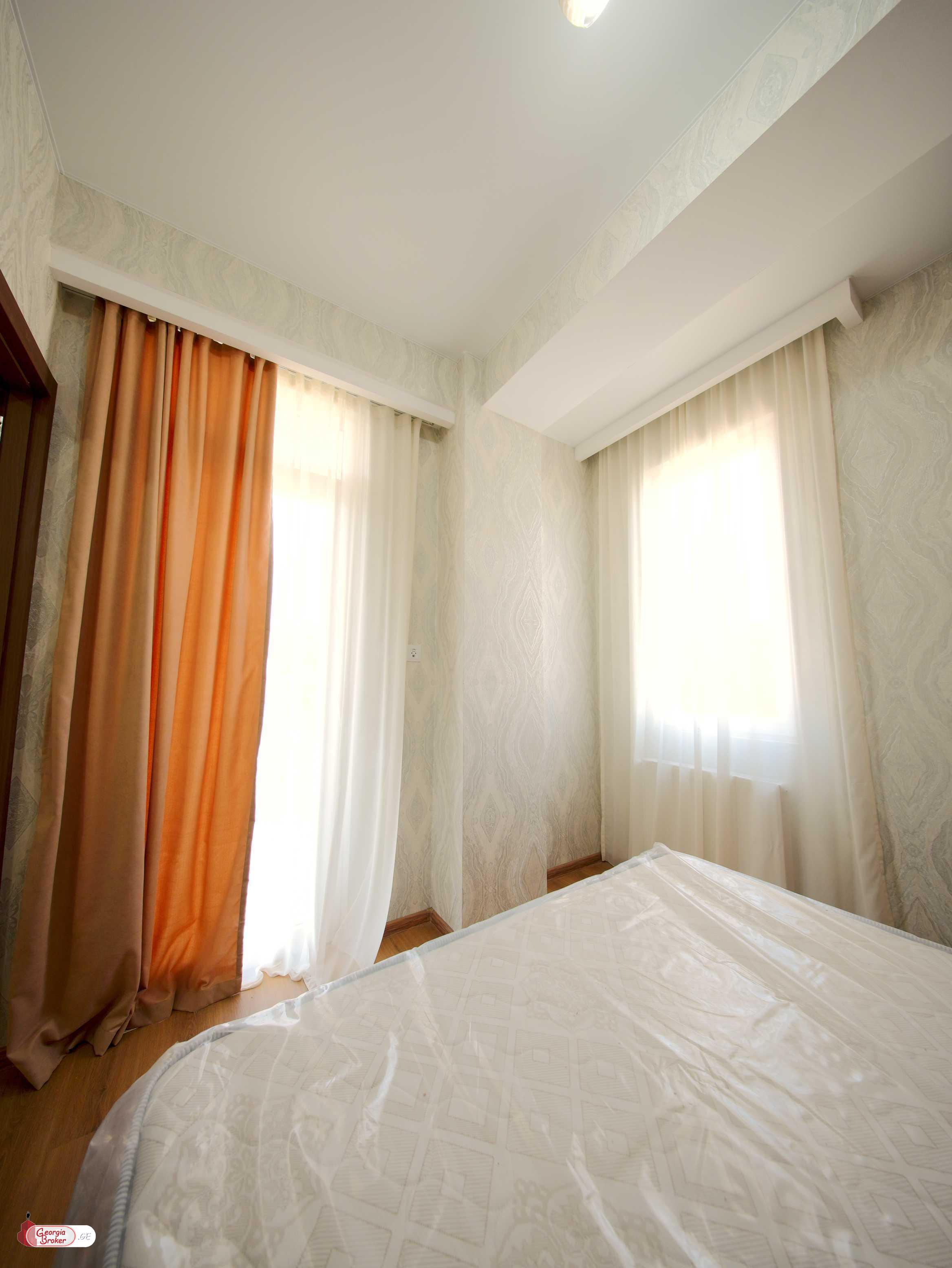 იყიდება ახალი გარემონტებული 3 ოთახიანი ბინა