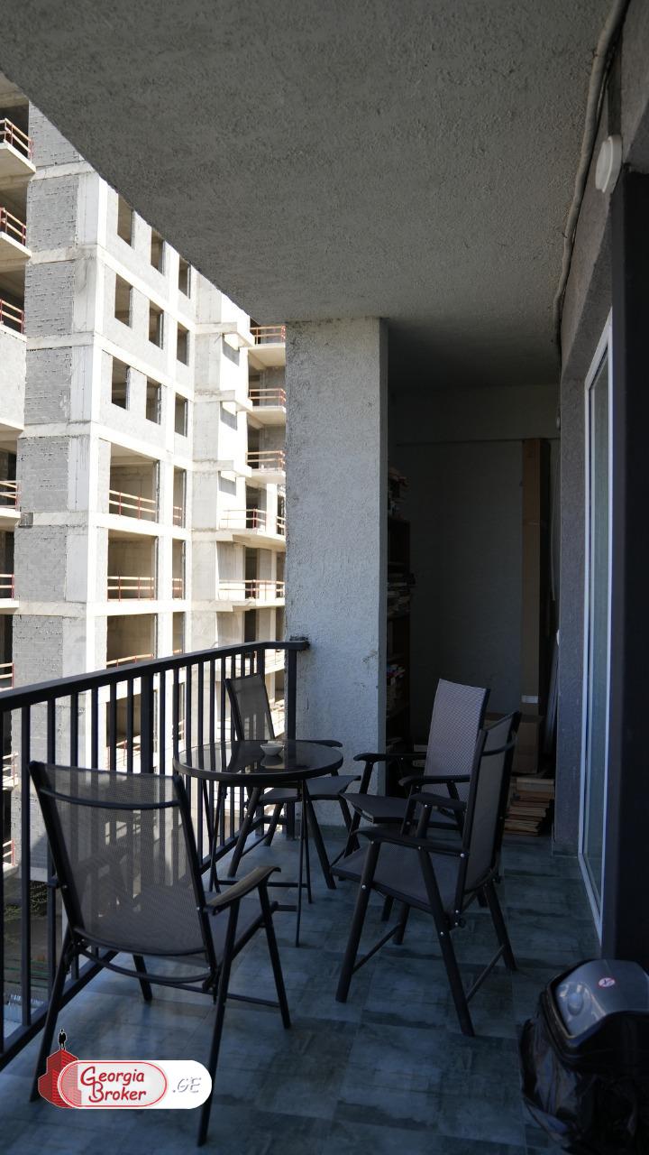 იყიდება ახალი გარემონტებული 2 ოთახიანი ბინა
