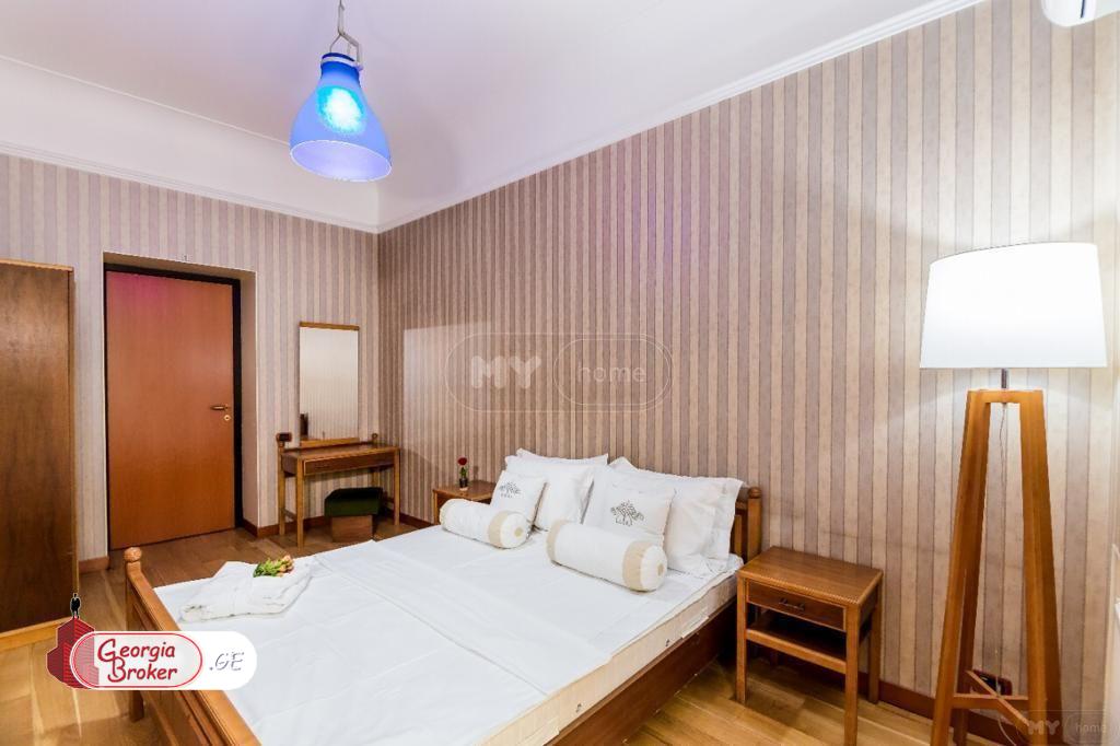 nearly repaired 3-room apartment for rent