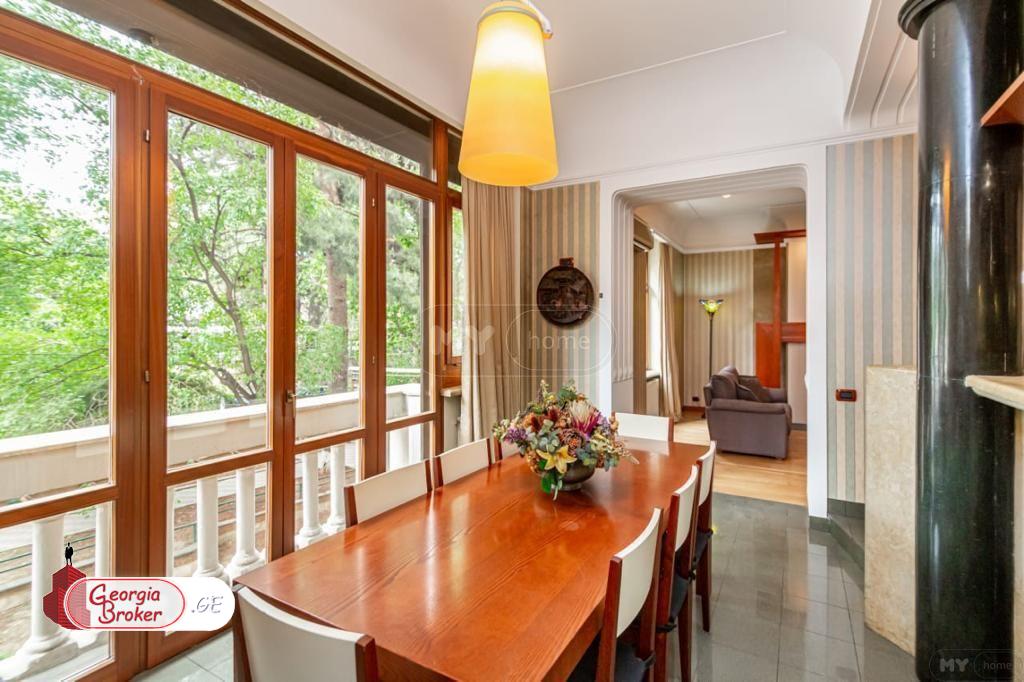 nearly repaired 3-room apartment for rent