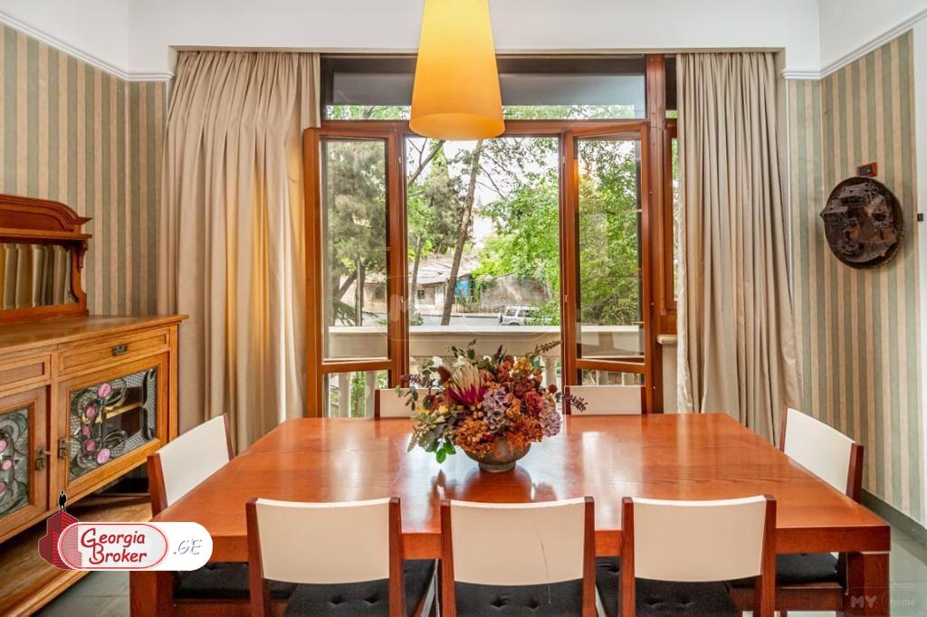 nearly repaired 3-room apartment for rent