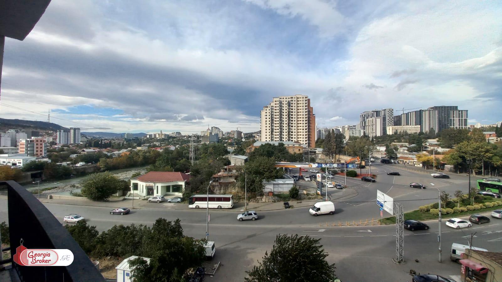 იყიდება ახალი გარემონტებული 2 ოთახიანი ბინა