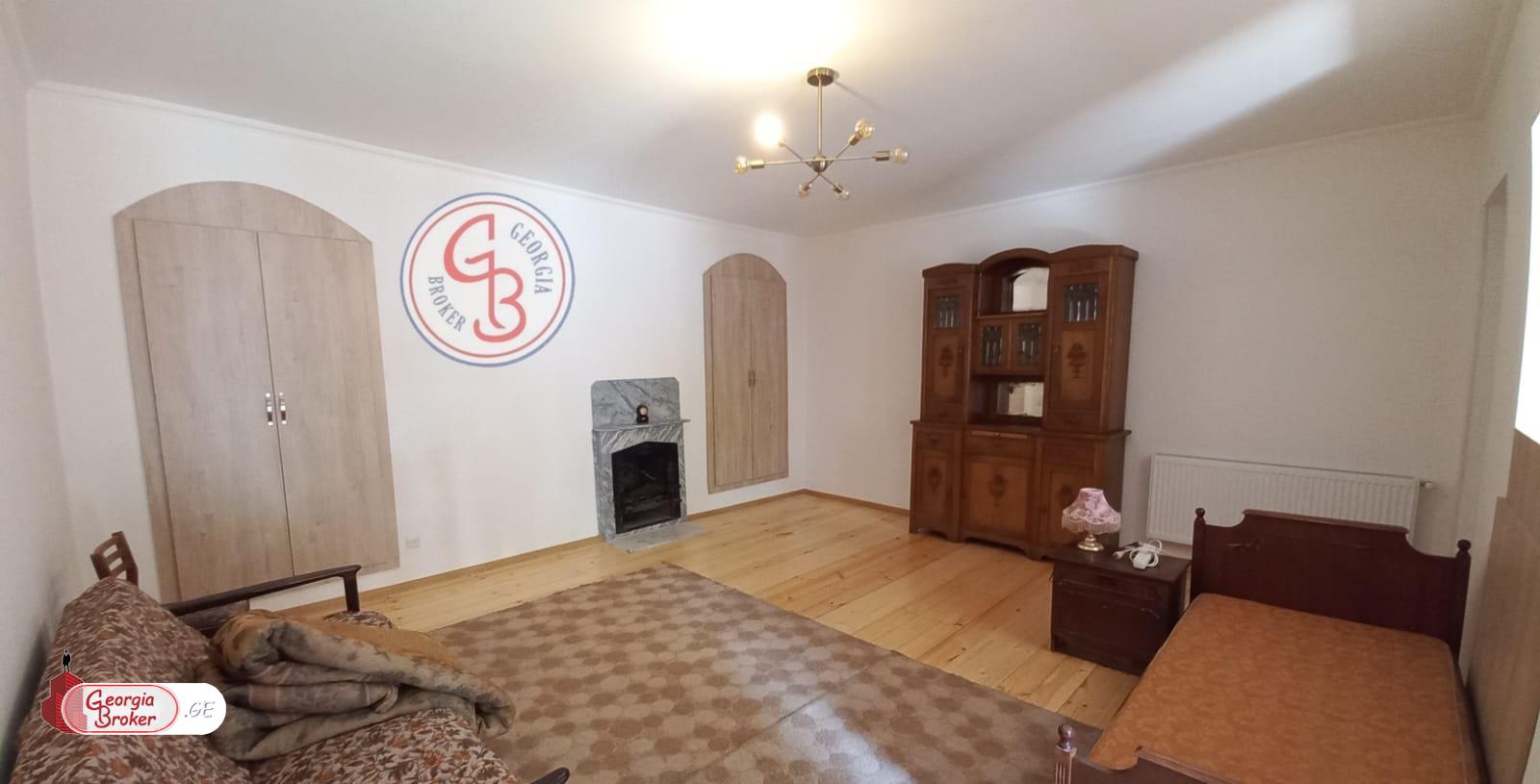 nearly repaired 1-room apartment for rent