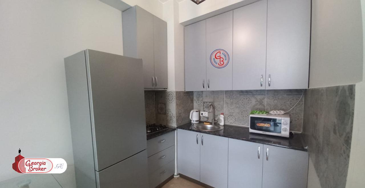 продается квартира с новым ремонтом 2-комнаты